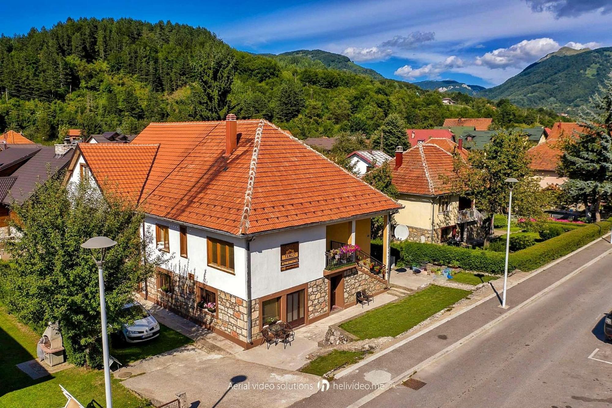 Apartments Tango Kolašin Exteriör bild